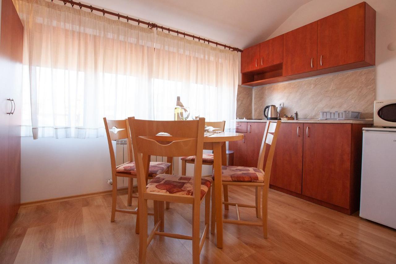 Guest House Ela Банско Экстерьер фото